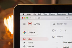 Email menu on computer screen